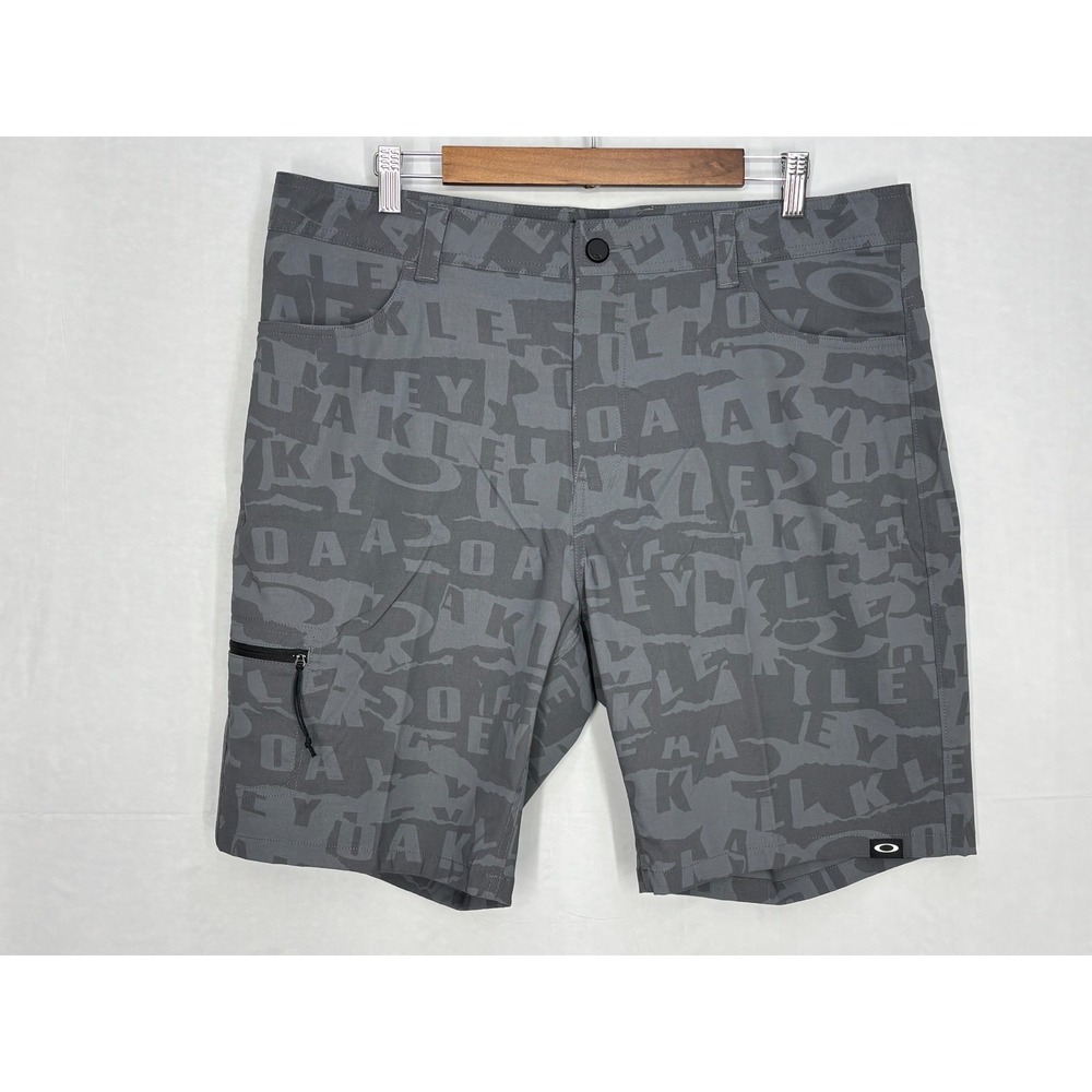 Oakley Golf Transition Ransom Short Mens Collage Uniform Gray Regular Fit 36 NWT - Picture 1 of 9